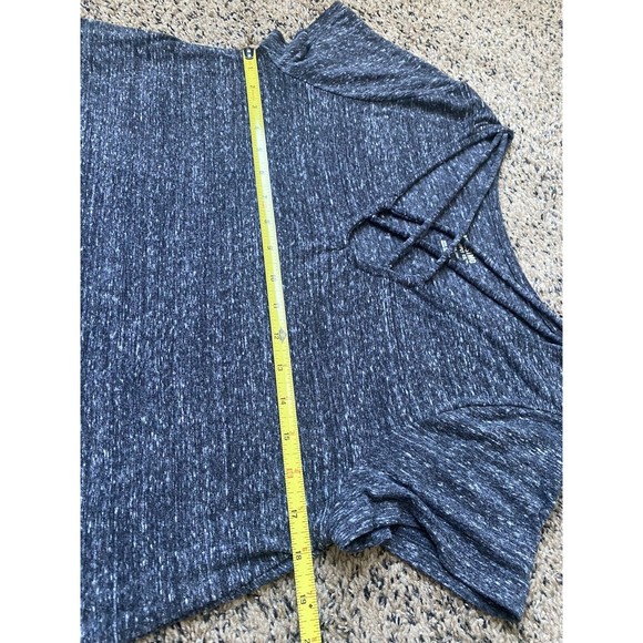 Mossimo Gray Short Sleeve Criss Cross V Neck Tee Size Medium - Picture 4 of 6